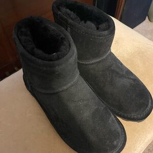 Black bear paw ankle boots